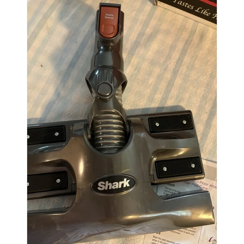 SHARK Ultra UV405 HV300 Dust Away‎ Attachment Brand New With Pad & Instructions